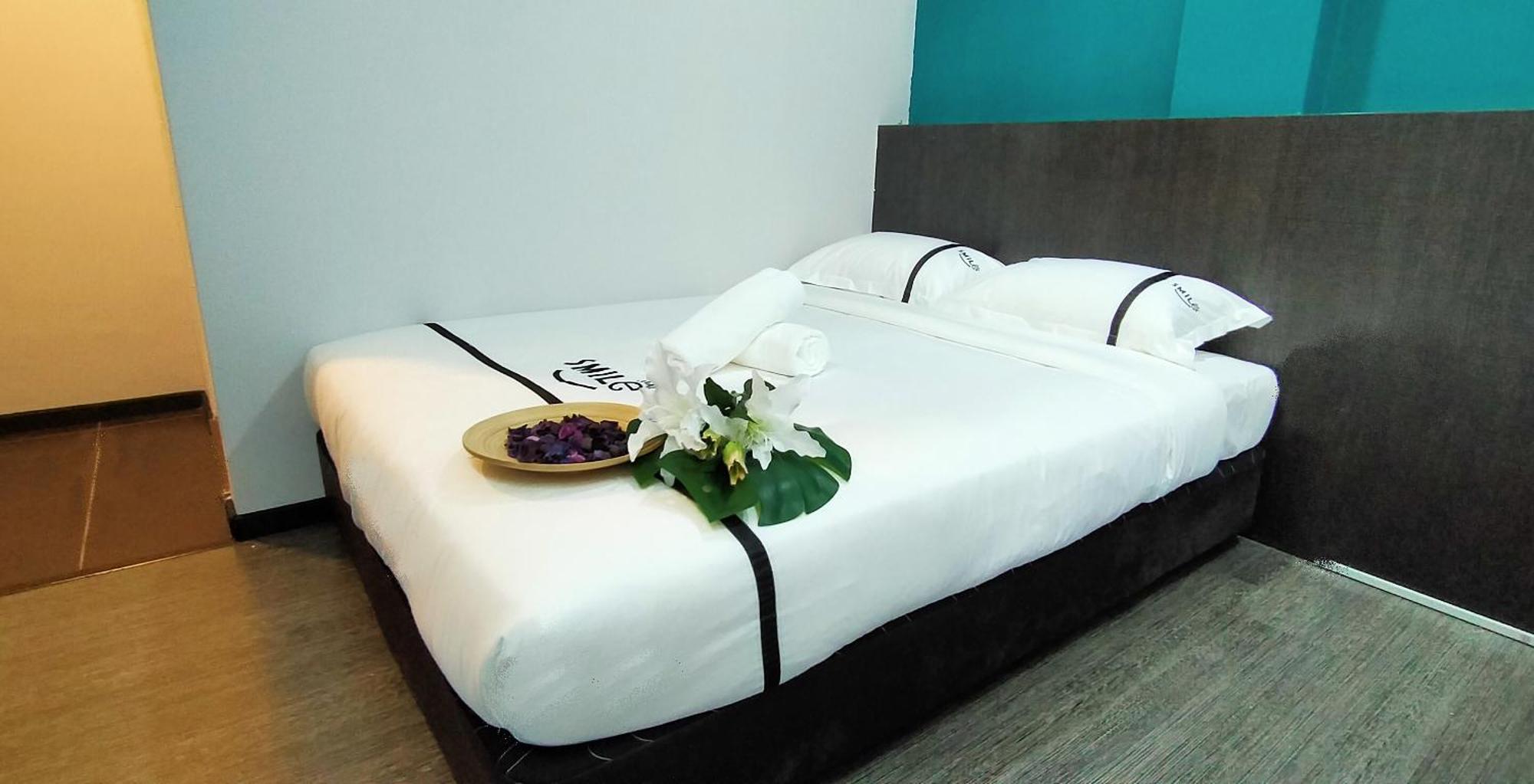 Smile Hotel Petaling Jaya Ss2 Rum bild